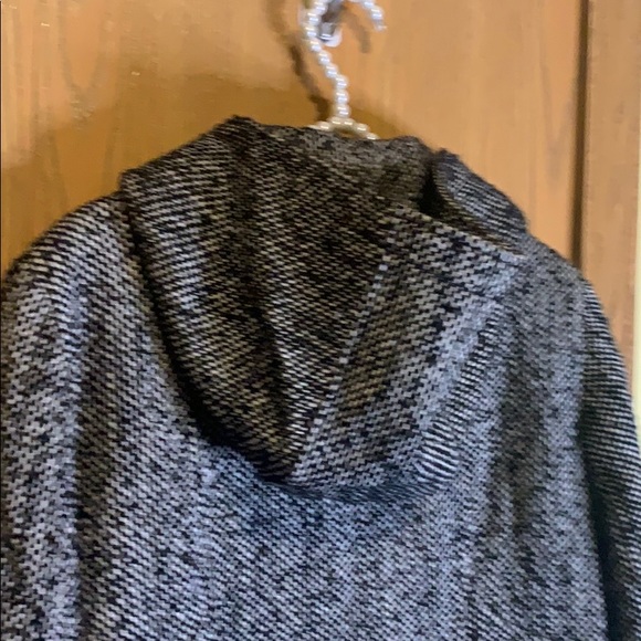 Tweed hoodie Pea Coat with spare buttons - Picture 7 of 8